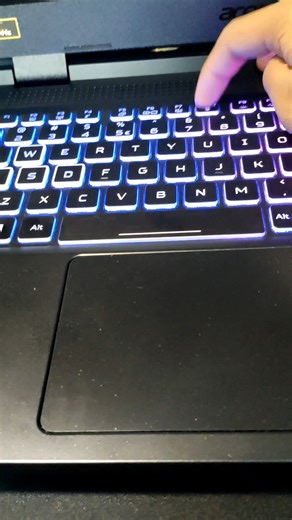 (An515-58) Nitro 5 randomly stops responding to anything, putting it to sleep shuts off display too.