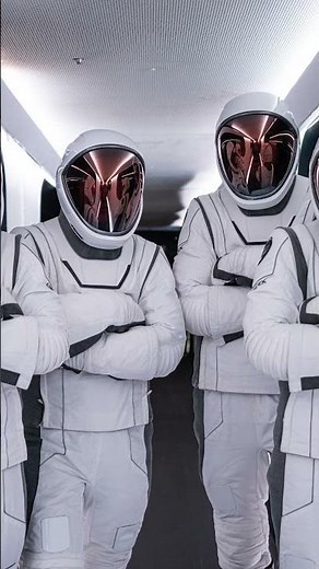 SpaceX Made A New Spacesuit