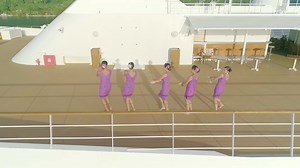 Friday Unwind: On deck with Les Gauguines is where we prefer our Friday afternoons. | Paul Gauguin Cruises