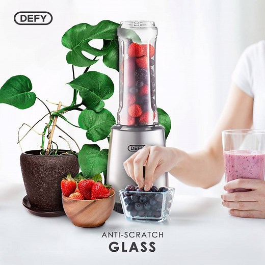 Looking sharp! Blend ingredients in a flash with our range of high speed blenders which offer powerful motors, extra strong blades to bring you perfectly blended smoothies, purees and sauces in minutes. | Defy