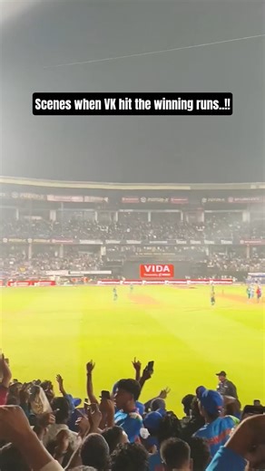 Scenes when VK hit the winning runs..!!Entire stadium is erupted #viratkohli #rohitsharma #bcci