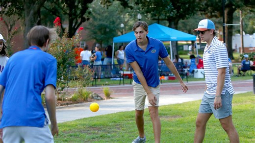 What to know about spikeball: Rules, name, professional leagues and where to play