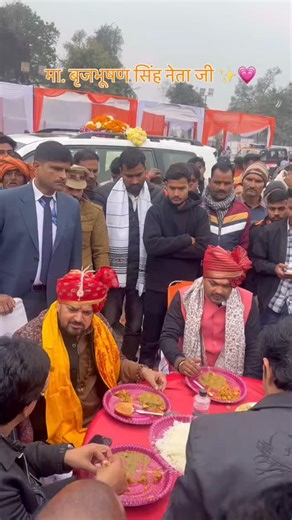 Bahubali Neta ji on Instagram: "@b_bhushansharan"