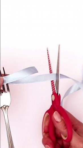 Tiny Bow Tutorial - How to Make Bows with a Fork #bowtutorial #howtomakeabow