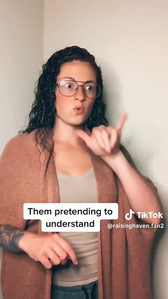 42 fun fact the sign for penguin is actually one of my fav signs lol soooo cute anyways back to accessibility #asl #advocate