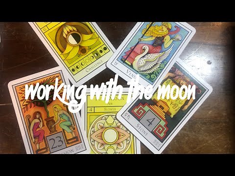 How To Work With The Moon Oracle