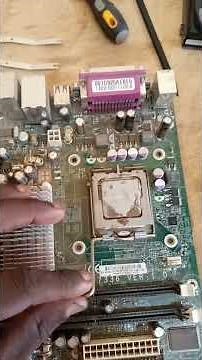 Voici Comment Démonter le processeur d'un pc ( CPU)
