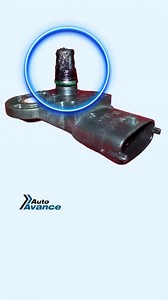 Al limpiar el sensor MAP, es fundamental evitar algunos errores que podrían dañarlo. Primero, no utilices productos de limpieza inadecuados, como limpiadores de carburadores o frenos, ya que estos pueden dañar los delicados componentes electrónicos del sensor. Es mejor optar por un limpiador específico para sensores electrónicos. Además, no apliques demasiada fuerza al limpiarlo, ya que es una pieza sensible; utiliza movimientos suaves y evita rasparlo. También, asegúrate de que el sensor esté c