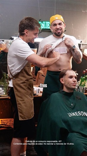 Su cara al darse cuenta del inevitable final 💀 | La Silla Jameson#tomatelomenosenserio #testJameson