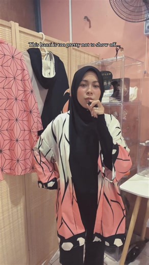 Anime wardrobe upgrade unlocked ✅ Shinobu’s haori is even prettier in real life 💜 #ShinobuKocho #AnimeFashion #HaoriStyle #DemonSlayer #OOTD