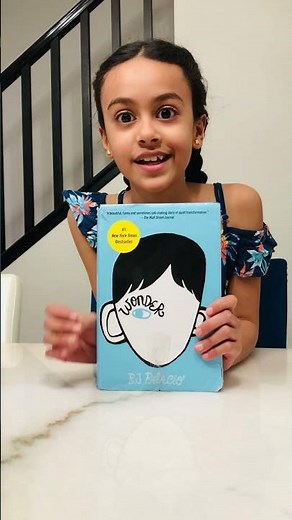 Book Review: Wonder by R.J. Palacio - #1 New York Times Bestseller!