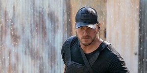 ‘The Terminal List’: First Image Reveals Chris Pratt’s Ticked-Off Navy SEAL Commander in Prime Video Series