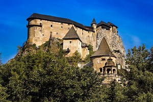 Orava Castle - 700 Years of Medieval Heritage (History & Travel Tips)