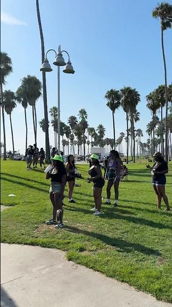Venice Beach Iconic California Destination🌴🌴 #californiabeach