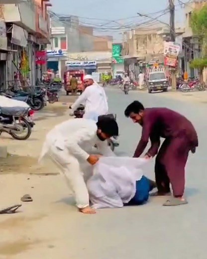 🤣 Hilarious Street Pranks – Funny Public Reactions You Can’t Miss!