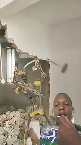 😨😨 WOW ESTO ES DE NL CREER MIRA COMO ESTE ROBOT ES CAPAS DE DERRUMBAR PAREDES 😨😨 | Roni reacciones