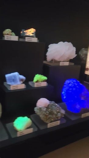 shining stones #rock #nature #dicovery #dicover #amazing #science