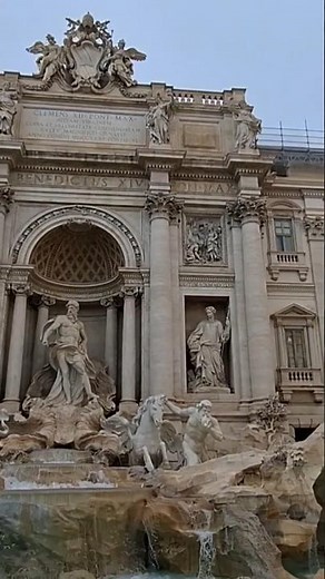 🇮🇹 Rom: The Trevi Fountain, A Baroque Masterpiece / Roma: La Fontana di Trevi, Una Obra Maestra