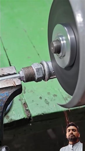 A practical tool for threading water pipes #shorts