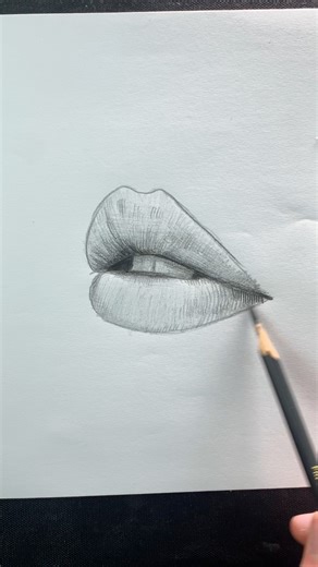 26K views · 189 reactions | Simple Way To Draw Lips #howtodraw #drawingtutorial #pencildrawing | Franciszek Bielak | Facebook