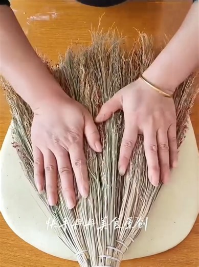 Creative Holi Jhadu Decoration Ideas