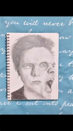 Sketching what anxiety feels like 😔🖤