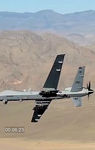 ‼️🇺🇲🇮🇷 BIG | According to Fox News, the safety of the American pilot who crashed in the mountains of Iran was protected by the US Air Force around the clock. Moreover, as part of the protective operation, the positions of the Iranians near the American pilot were struck with the full range of weapons, from tactical aviation to B-1 type strategic bombers.It is also revealed that an MQ-9 Reaper drone neutralized with a precise strike an Iranian soldier who approached the location of the Americ