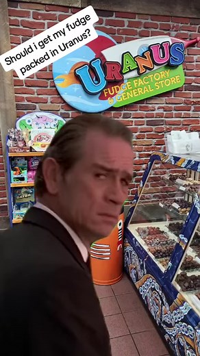 3.8K views · 68 reactions | The fudge from Uranus is ALWAYS worth it! #fudge #uranus #packed | Uranus Fudge Factory-Anderson Indiana | Facebook