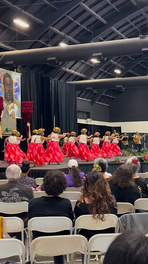 Ku‘u Pāpale • Gracious Ladies ‘Auana Kaliloa O Kaleoonālani • Nā Kumu Hulas Siaosi & Ida Veimau San Diego, CA | Kumu Hula Association of Northern California