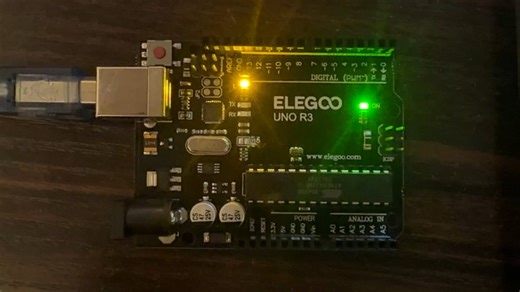Arduino UNO R3 "Blink" example