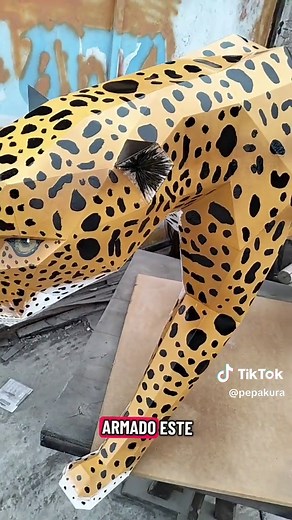 Artesanía en Papercraft de Felinos: Jaguar y Pantera
