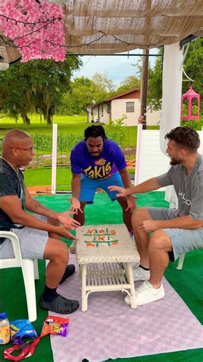 Takis man caught us playing Takis tic tax toe…#shorts #takis #viral #kids #games