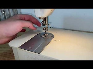 Singer Stylist 416 Sewing Machine: Changing The Presser Foot