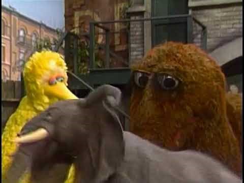 Sesame Street - I'm Not an Elephant (Instrumental)