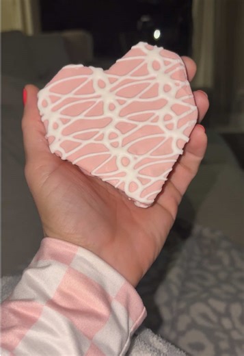 It’s not a Christmas tree, but it will do. 😜 #littledebbie #valentines #selflove #funny #fypシ