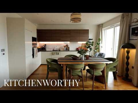 Walnut Cabinets, a Textured Backsplash & a Hosting Setup in an East London Rental Kitchen