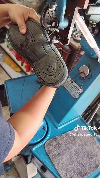 Máquinas de Coser para Calzado: Costura de Makey