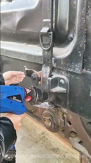 Securing the Load: How a Door Closer Ensures Safety on the Road