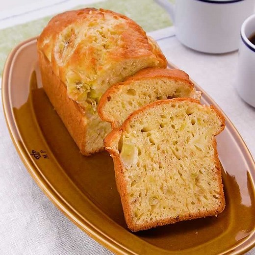 薄力粉とサラダ油で作る！ バナナのシンプルパウンドケーキのレシピ動画・作り方 | デリッシュキッチン