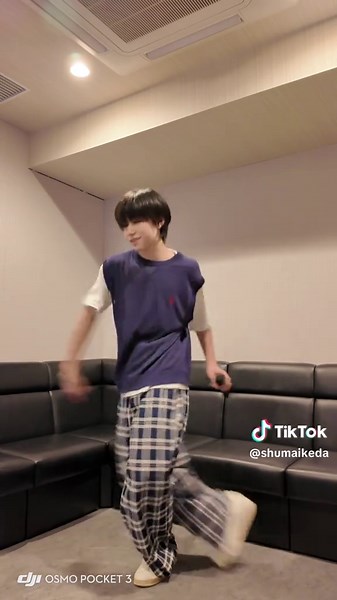 SMAPのダイナマイトを歌ってみた！🎤