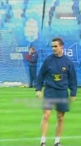 167K views · 151 reactions | Trener Luis Enrique stwierdził, że szacunek jest fundamentalny w piłce nożnej. Tak właśnie postępował wobec swoich kolegów, gdy był piłkarzem. | Mistrzowie | Facebook
