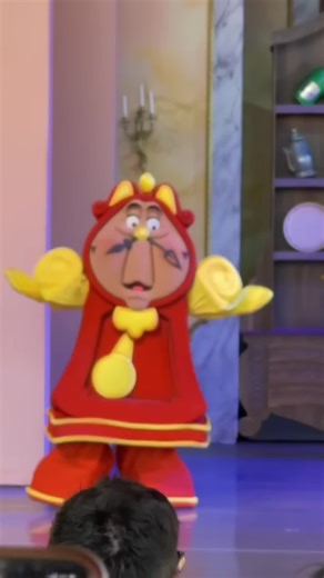 Hoop-Dee-Doo Revue - A Magical Disney Dinner Show! Follow @MainStreetLeaks for more Disney tips, tricks, secrets, and fan theories! Don't forget to check out these amazing content creators as well! themepark101 socaldisneydad tpmvideos screenrant amandavstheworld watchmojo dfbguide disdrewdisneyreview magicaldna superhorrorbro