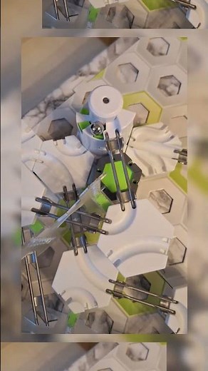 Gravitrax Pro Power and Starter Marble Run