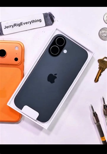Replying to @•◆❤️𝓜𝓔𝓢𝓢𝓘 10💙◆• IPhone 17 Durability Test #iphone17 #durabilitytest #foryou #foryoupage #viral
