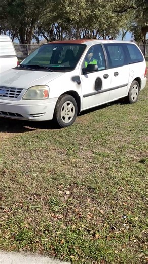 GovDeals: 2005 Ford Freestar
