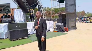 O Irmão JAKA é Uma Lenda Na Música Gospel Cantanda Em Angola e No Mundo... | Missão Evangélica de Chilume