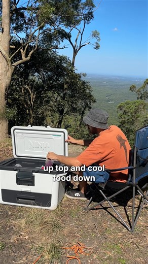 Flimsy coolers don’t belong on extreme adventures. If your’s needs careful handling, it’s time for an upgrade. The Ninja FrostVault 47L Hard Cooler is built for adventurers who push limits—keeping food fresh, dry, and at food-safe temps for days. No more leaks, no more cracked lids, just a cooler that keeps up! ❄️ Premium ice retention—holds ice for days to keep up with any adventure 🍏 Smarter packing—easily pack food without transferring it to secondary watertight containers 🏕️ Heavy-duty—hig