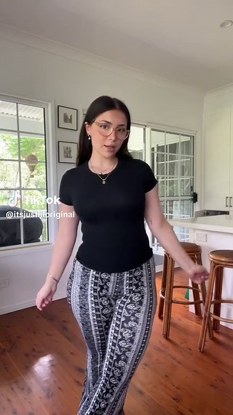 Stylish Kitchen Moves: Modern Design Inspiration