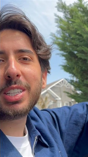 YOU CAN TAKE IT ANYWHERE EXCEPT FOR AN EXPERT APPRAISAL! #arrogantgalleryowner #shorts