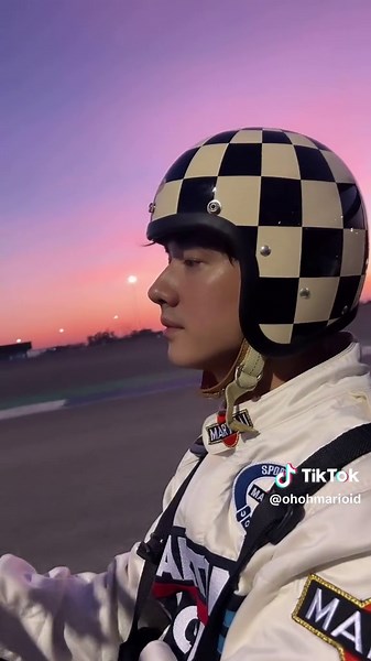 Beautiful Sunset View featuring Mario Maurer | Chang Classic Car Revival 2023